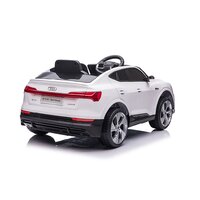 BABY MIX elektrické autíčko AUDI Q4 e-tron Sportback bílá