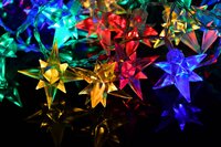 Vánoční LED osvětlení - barevné hvězdy - 40 LED